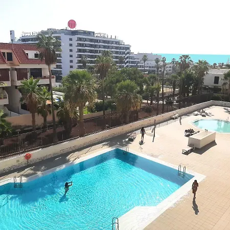 Comfortable In Americas, Ph317 With Pool Next To The Ocean Apartment