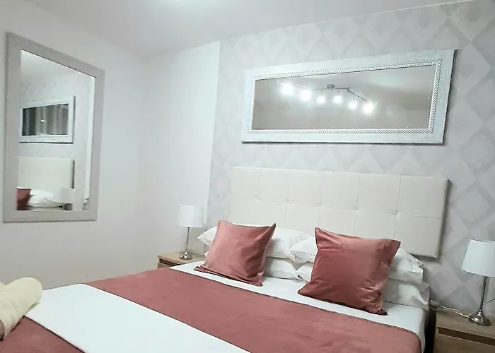 Americas, Ph317 With Pool Next To The Ocean *